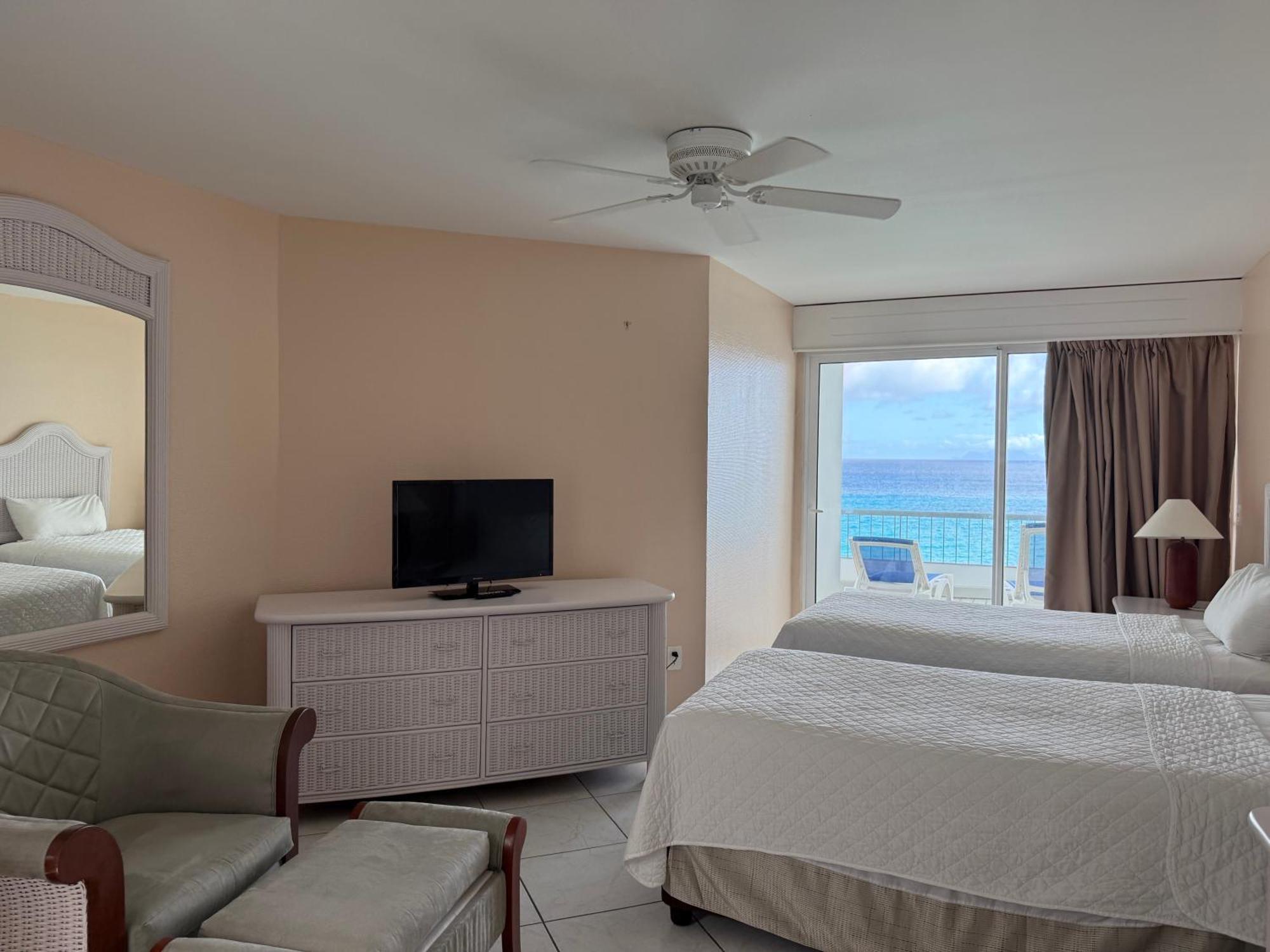 Sapphire Beach Club Resort Cupecoy  Екстериор снимка